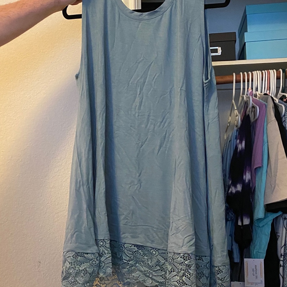 3xl light blue sleeveless blouse